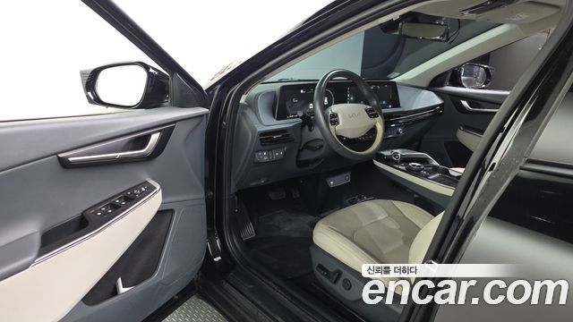 Kia EV6 2022 — photo 10