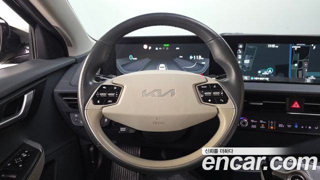 Kia EV6 2022 — photo 13