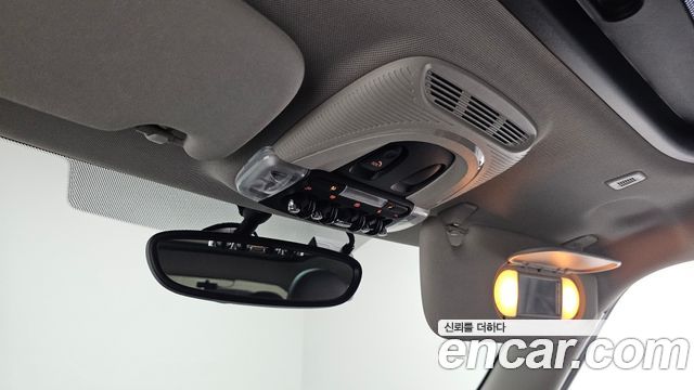 Mini Cooper 2021 — photo 25