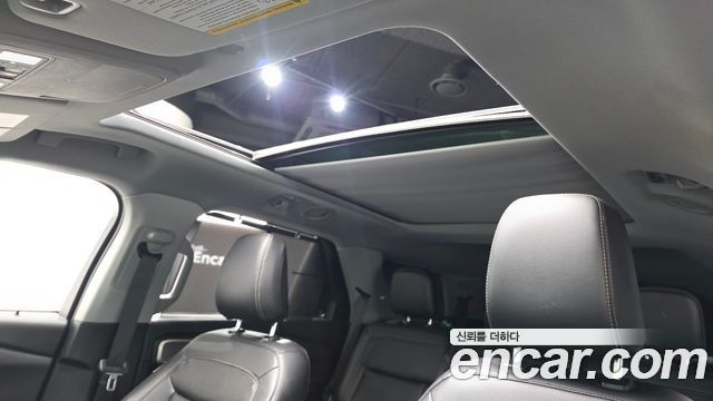 Ford Explorer 2021 — photo 25