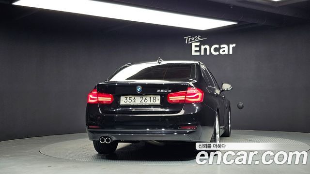 BMW 3-Series 2018 — photo 4