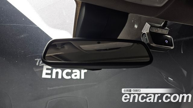 BMW 3-Series 2018 — photo 28