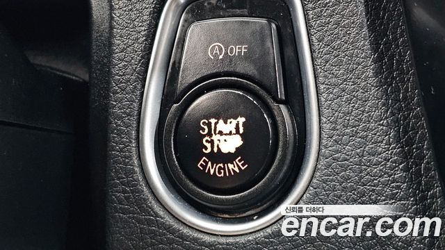 BMW 3-Series 2018 — photo 29