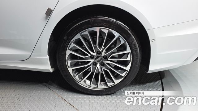Audi A6 2025 — photo 7