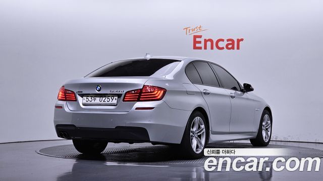 BMW 5-Series 2016 — photo 2