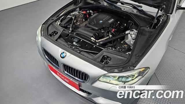 BMW 5-Series 2016 — photo 6