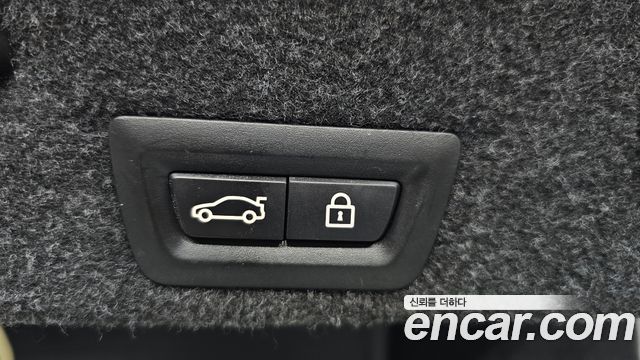BMW 5-Series 2016 — photo 26