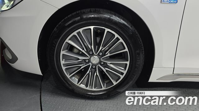 Hyundai Grandeur 2018 — photo 5