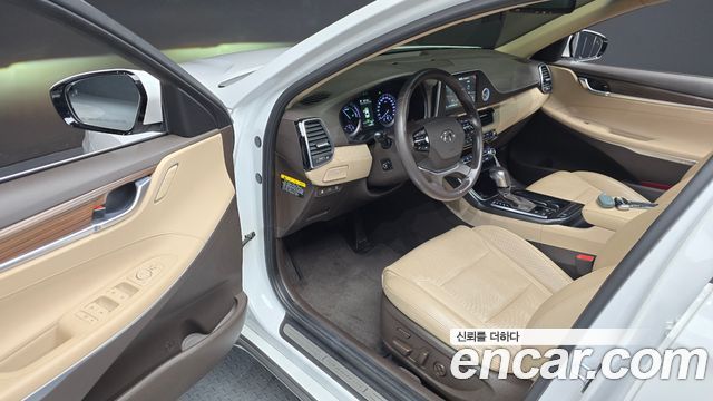 Hyundai Grandeur 2018 — photo 13