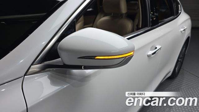 Hyundai Grandeur 2018 — photo 32