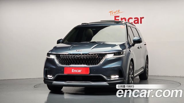 Kia Canival 2021 — photo 3