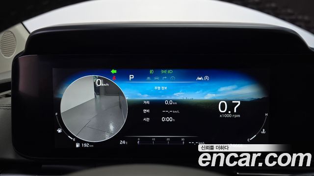 Kia Canival 2021 — photo 8