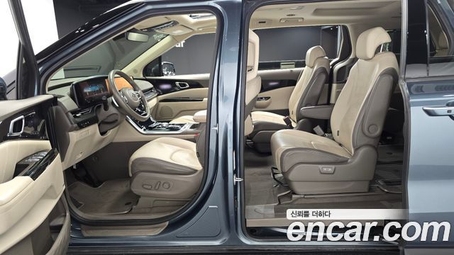 Kia Canival 2021 — photo 11