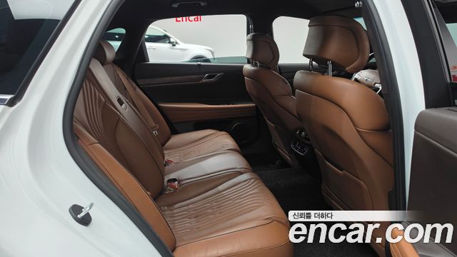 Genesis G80 2022 — photo 17