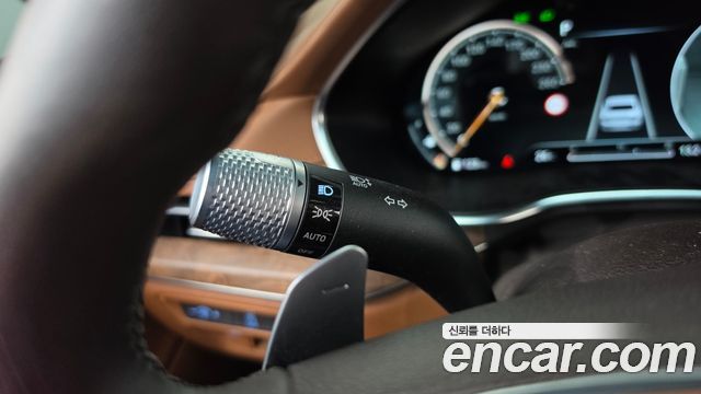 Genesis G80 2022 — photo 27