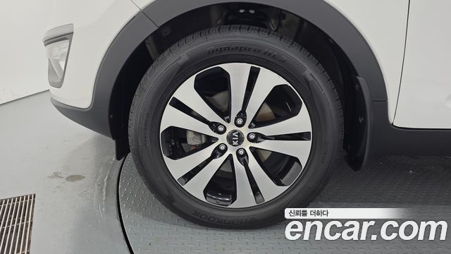 Kia Sportage 2012 — photo 5