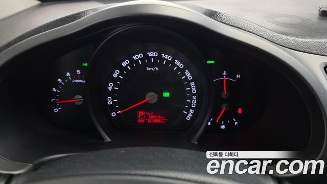 Kia Sportage 2012 — photo 8