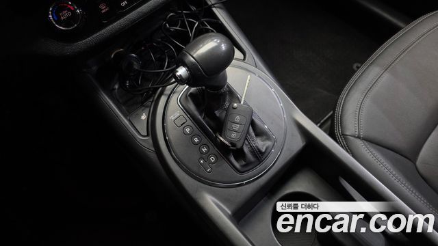 Kia Sportage 2012 — photo 9