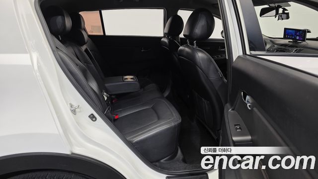 Kia Sportage 2012 — photo 12