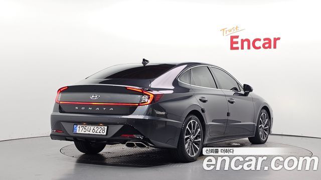 Hyundai Sonata 2021 — photo 2