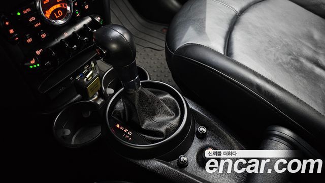 Mini Countryman 2015 — photo 9
