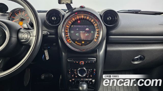 Mini Countryman 2015 — photo 14