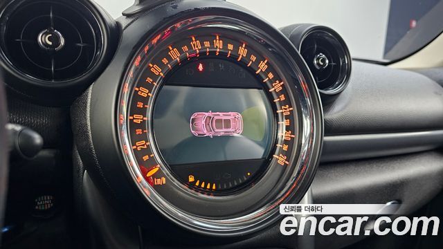 Mini Countryman 2015 — photo 16