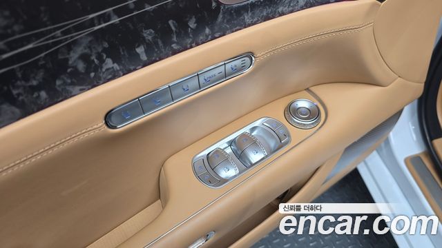 Genesis G90 2022 — photo 22