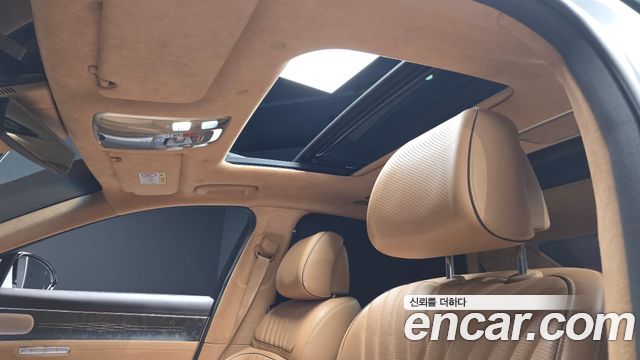 Genesis G90 2022 — photo 26