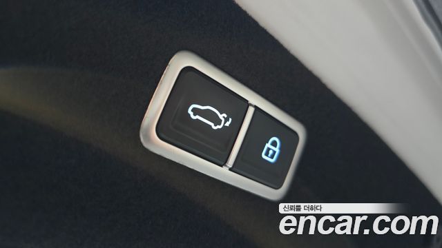 Genesis G90 2022 — photo 27