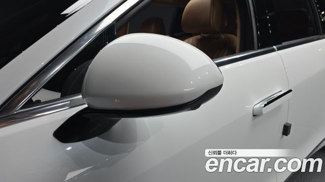 Genesis G90 2022 — photo 31