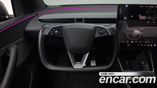 Tesla Model Y 2026 — photo 19