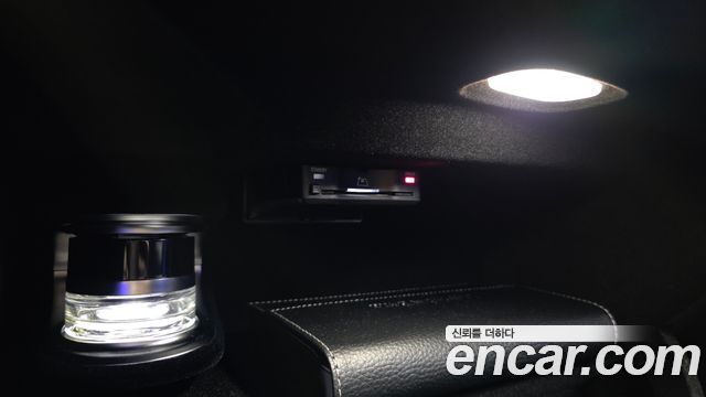 Mercedes-Benz S-Class 2022 — photo 36