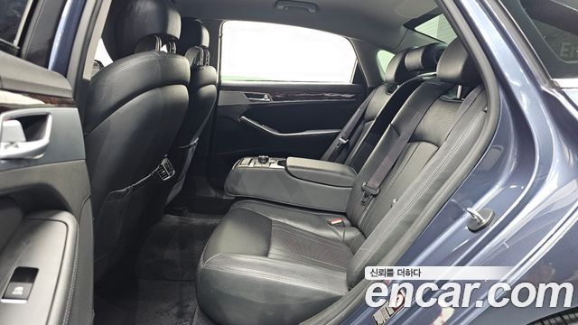 Hyundai Genesis 2016 — photo 17