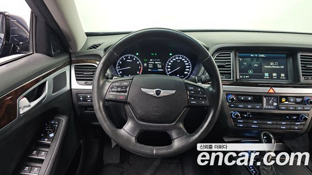 Hyundai Genesis 2016 — photo 18
