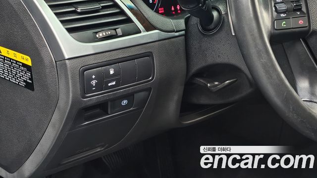 Hyundai Genesis 2016 — photo 22