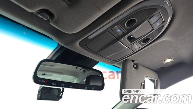 Hyundai Genesis 2016 — photo 25