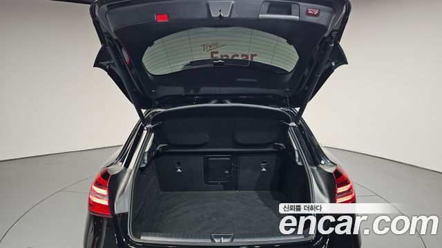 Mercedes-Benz GLA-Class 2018 — photo 33