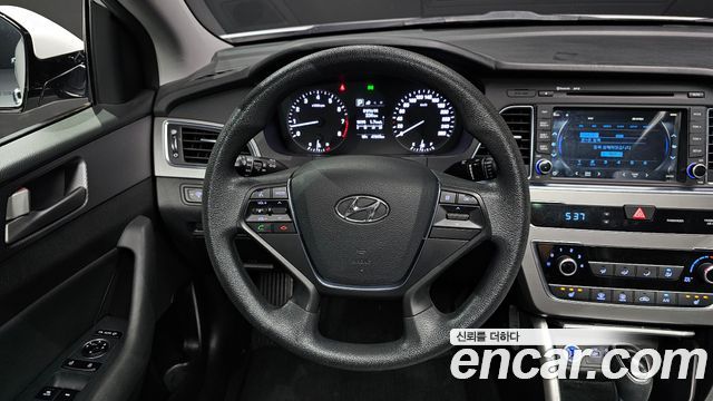 Hyundai Sonata 2017 — photo 19