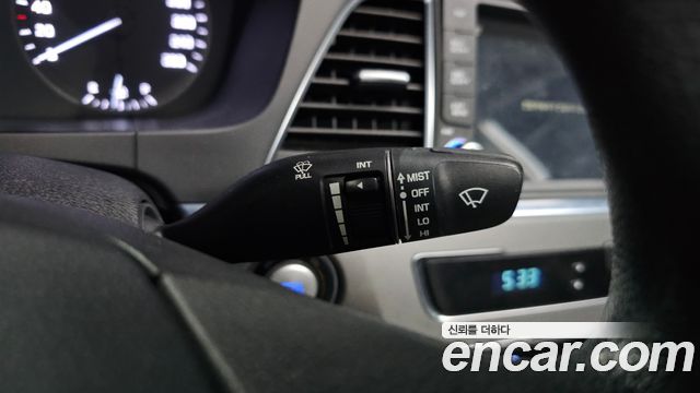 Hyundai Sonata 2017 — photo 28