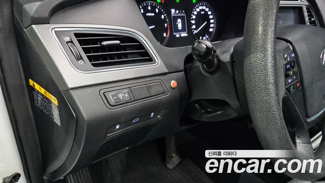 Hyundai Sonata 2017 — photo 30