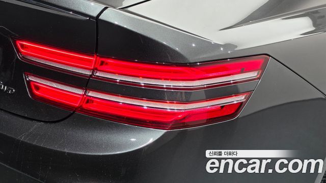 Genesis G80 2025 — photo 9