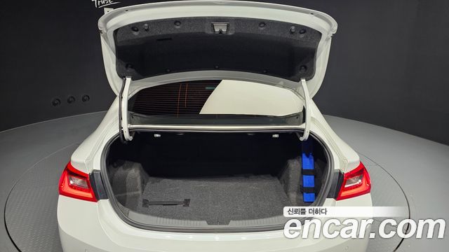Chevrolet Korea Malibu 2018 — photo 26