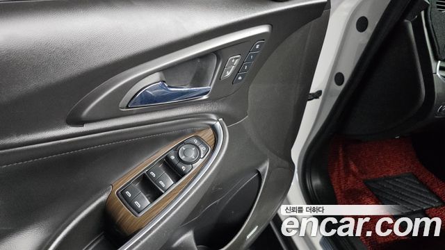Chevrolet Korea Malibu 2018 — photo 27
