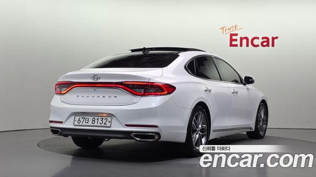 Hyundai Grandeur 2017 — photo 2