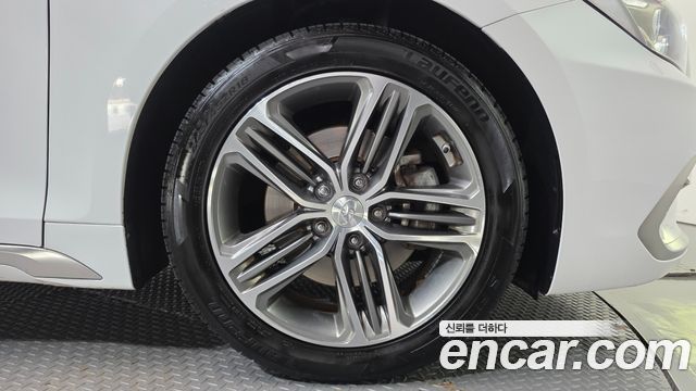 Hyundai Grandeur 2017 — photo 5