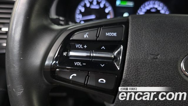 Hyundai Grandeur 2017 — photo 32