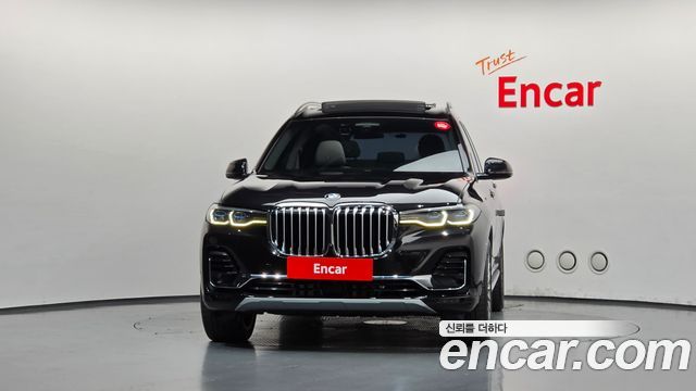BMW X7 2022 — photo 3
