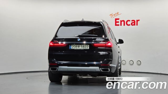 BMW X7 2022 — photo 4