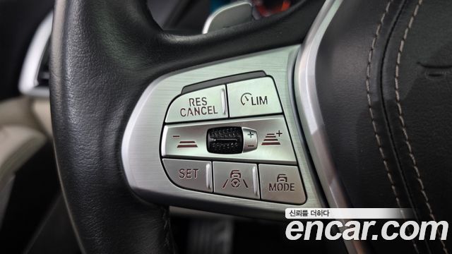 BMW X7 2022 — photo 23